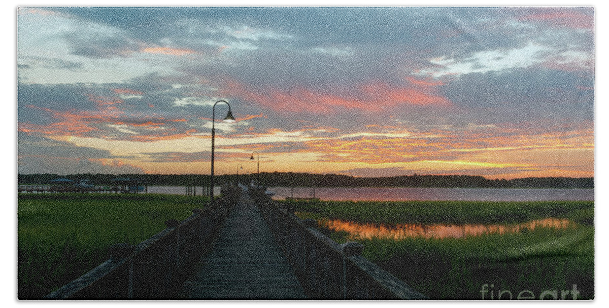 Sunset Bath Towel featuring the photograph Sky Glow over the Wando River by Dale Powell
