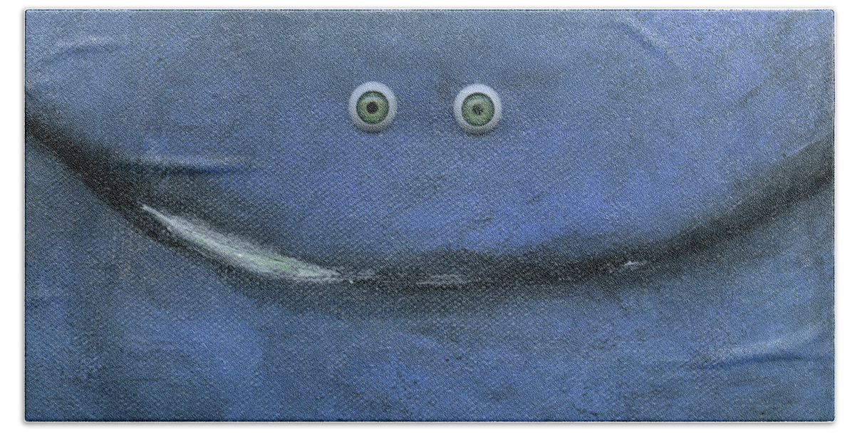 Eyes Bath Towel featuring the painting Smilin Eyes Number 1 by Tim Nyberg