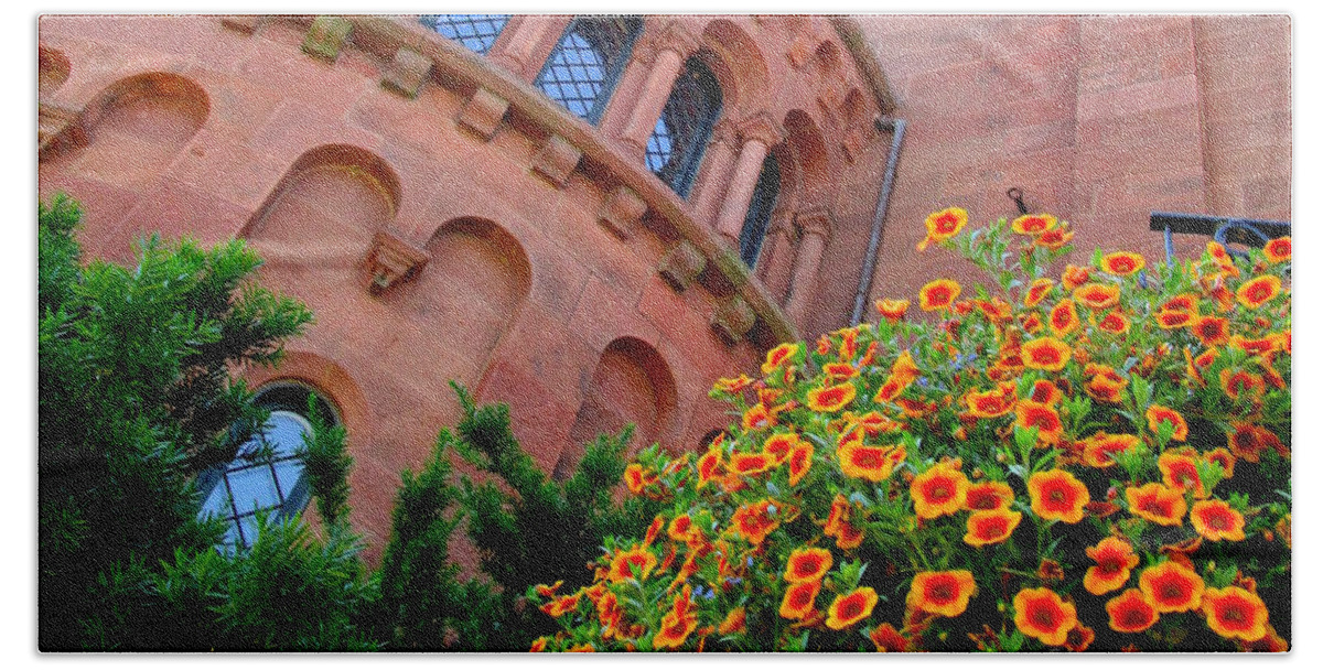 Smithsonian Hand Towel featuring the photograph Smithsonian Castle 2 by Randall Weidner