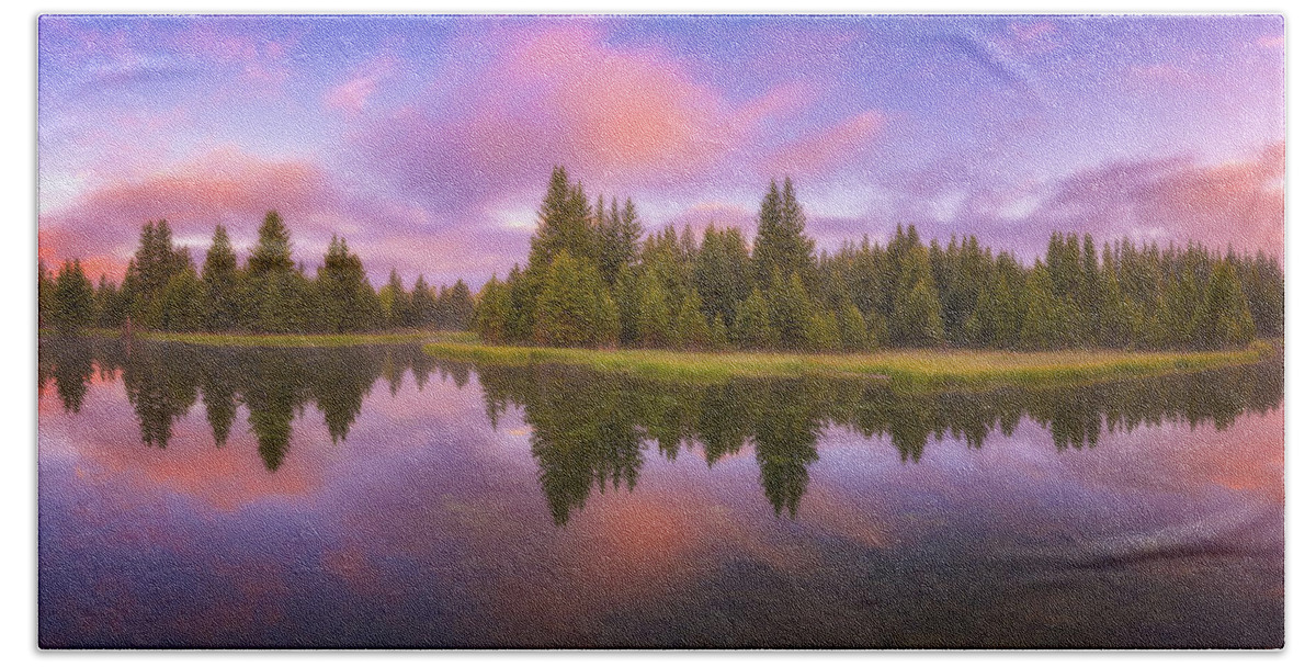 Reflections Hand Towel featuring the photograph Snake River Sunrise by Darren White