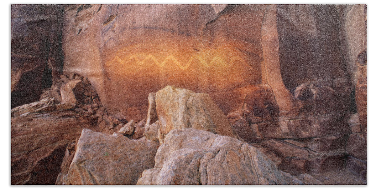 Petroglyph Bath Towel featuring the photograph Solstice Snake by Dan Norris