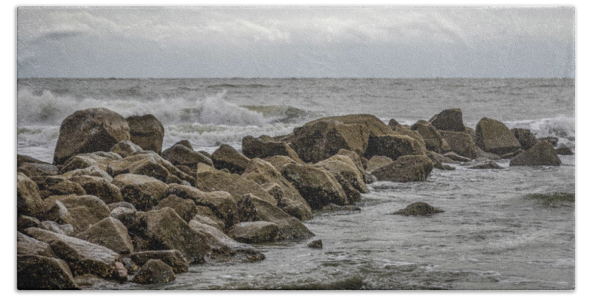 Beach Bath Towel featuring the photograph South Carolina - Folly Beach - Crashing Waves on Rocks by Ron Pate