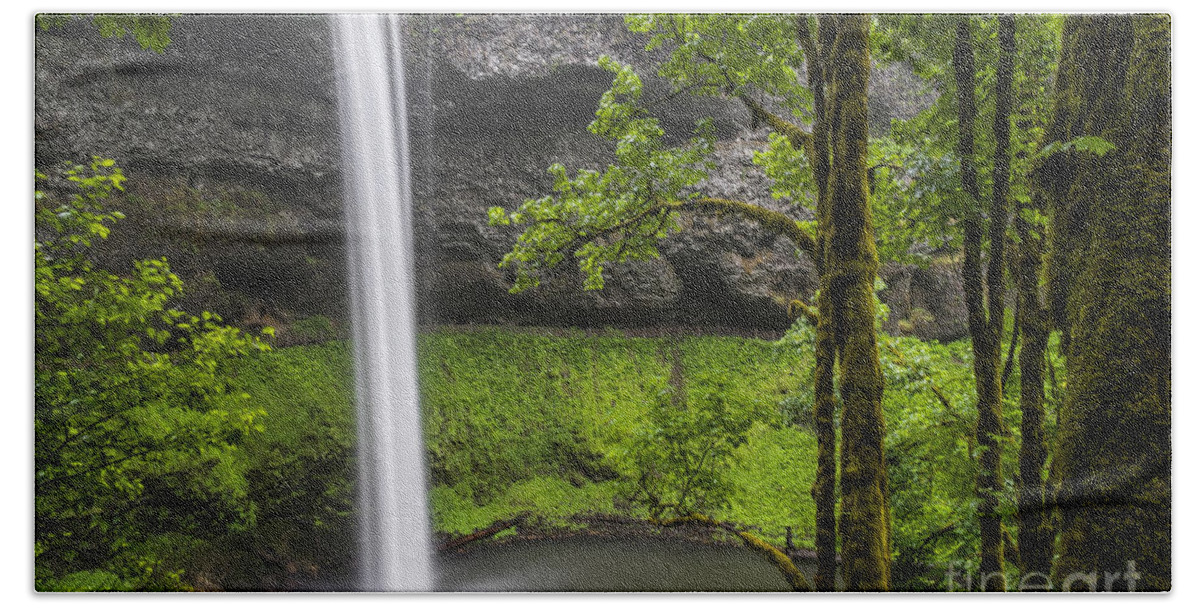 Pool Hand Towel featuring the photograph South Falls in Silver Falls State Park by Bryan Mullennix