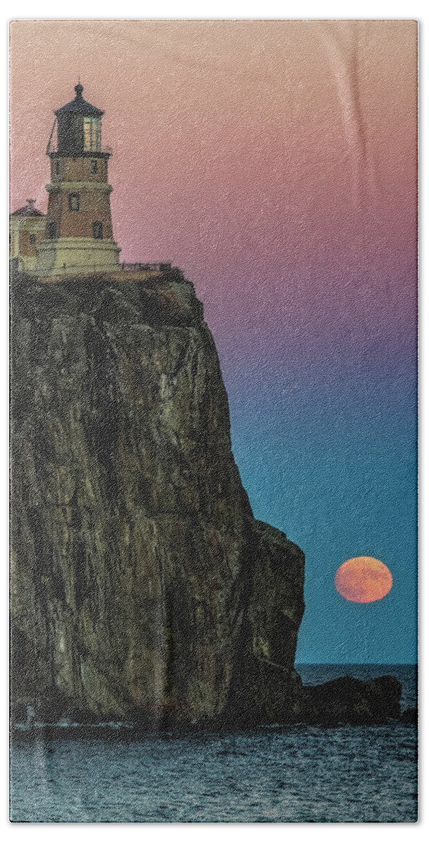 Split Rock Lighthouse Hand Towel featuring the photograph Split Rock Super Moon by Paul Freidlund