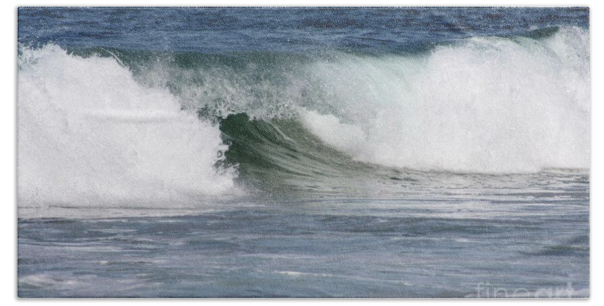 Wave Hand Towel featuring the photograph Split Wave by Mesa Teresita