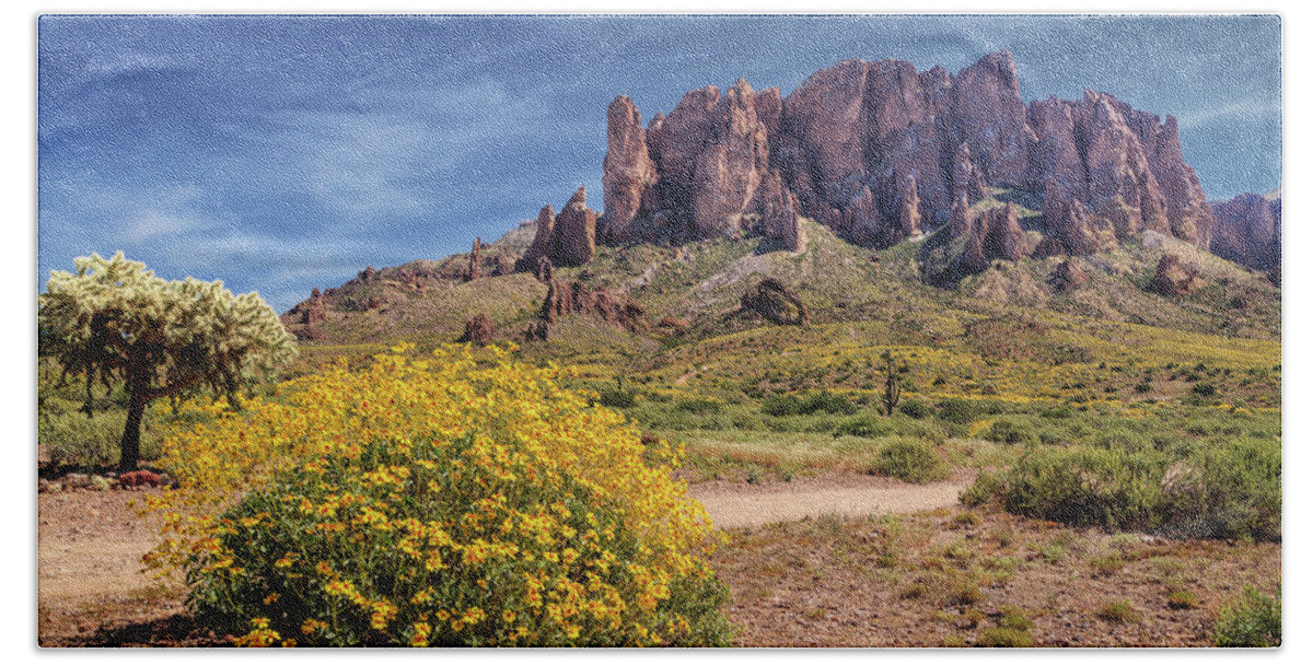 Superstition Mountains Hand Towel featuring the photograph Springtime In The Superstition Mountains by James Eddy