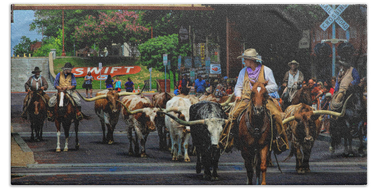 American Bath Towel featuring the photograph Stockyards Cattle Drive by David and Carol Kelly