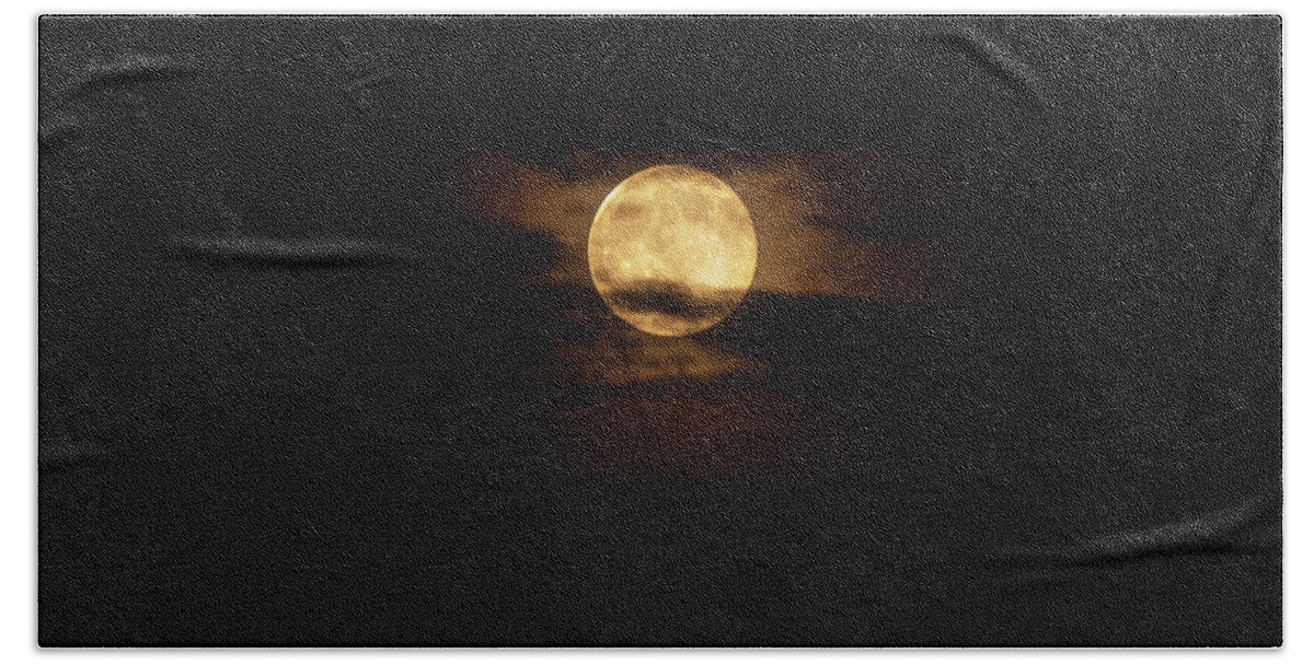 Sky Hand Towel featuring the photograph Strawberry Moon 2 by Kathleen McGinley