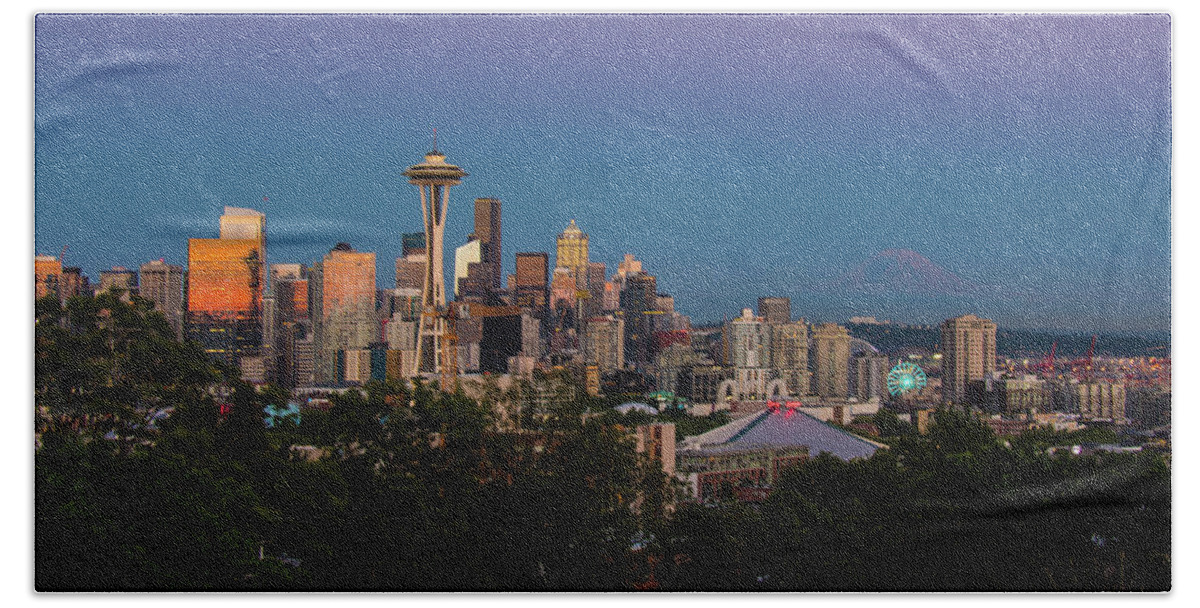 Seattle Hand Towel featuring the photograph Summer Kerry Park Sunset by Matt McDonald