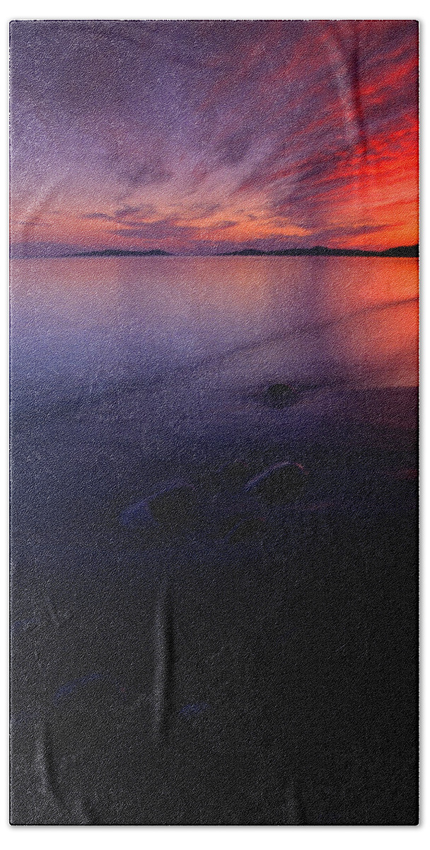 Lake Superior Bath Towel featuring the photograph Summer Sunset    by Doug Gibbons
