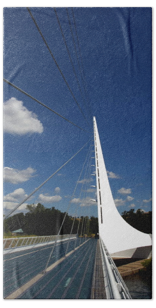 Landscape Bath Towel featuring the photograph Sundial Bridge by Richard Thomas