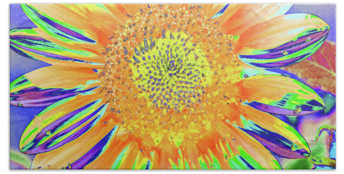 Sunflowers Hand Towel featuring the photograph Sunrazzler by Cris Fulton