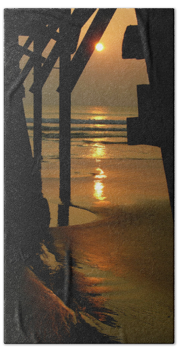 Art Hand Towel featuring the photograph Sunrise under the pier 4-26-15 by Julianne Felton