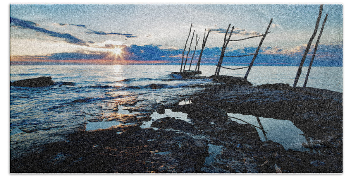 Baanija Bath Towel featuring the photograph Sunset at basanija by Ian Middleton