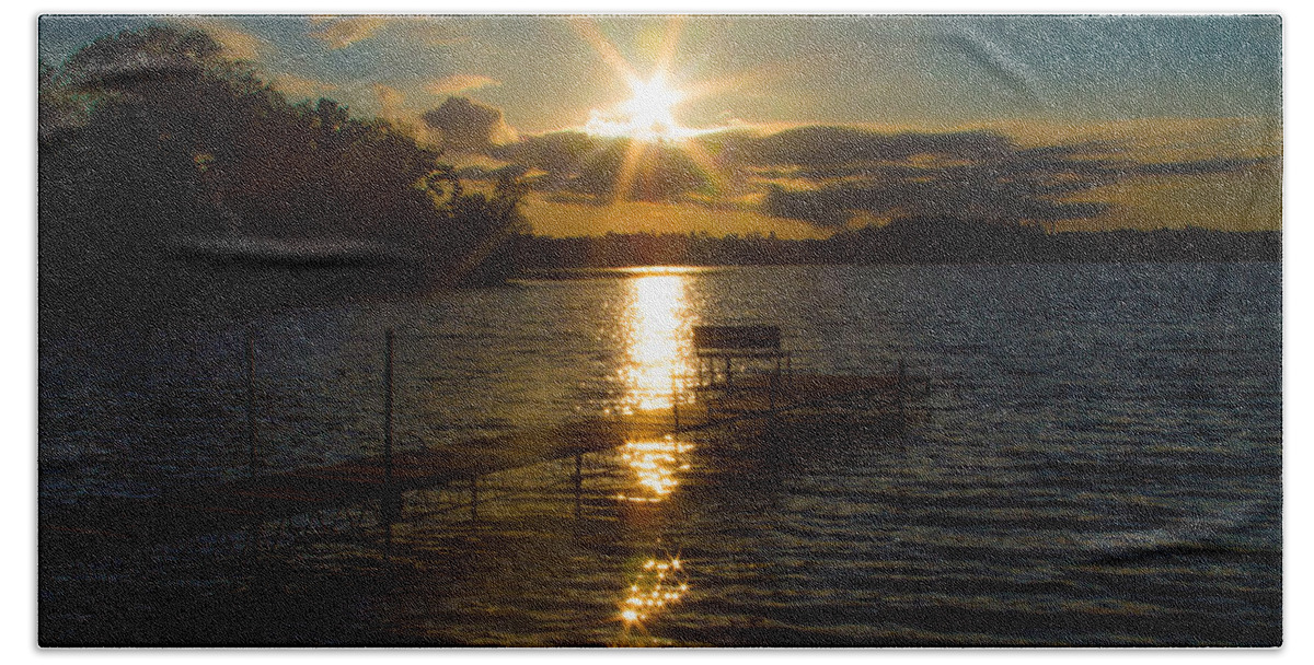 Bonnie Follett Bath Towel featuring the photograph Sunset at the Lake by Bonnie Follett