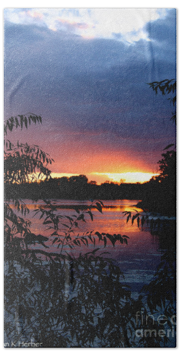  Bath Towel featuring the photograph Sunset Cove by Susan Herber