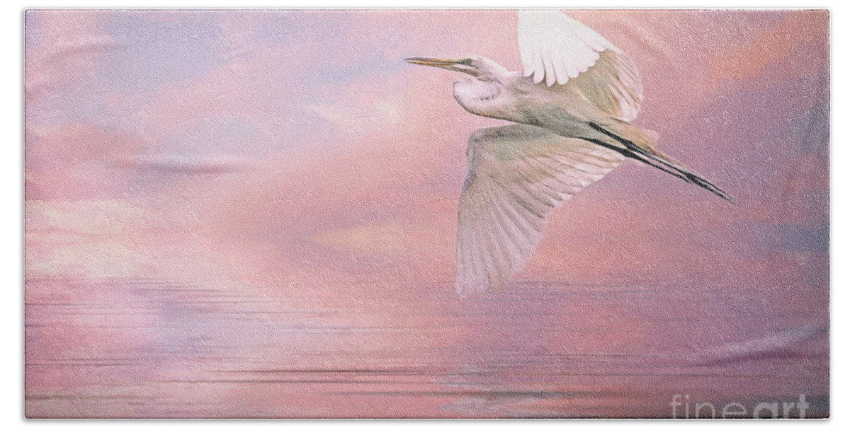 Great Egret Hand Towel featuring the photograph Sunset Egret by Brian Tarr