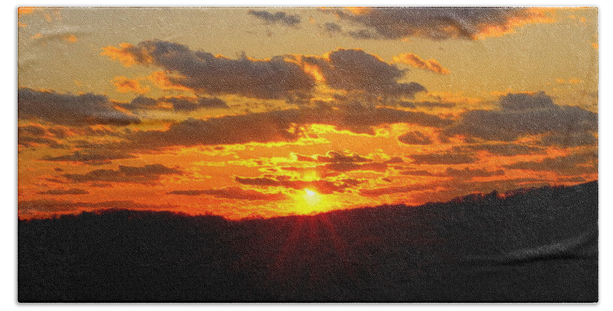 Sunset Hand Towel featuring the photograph Sunset - Oak Ridge, TN by Beth Collins