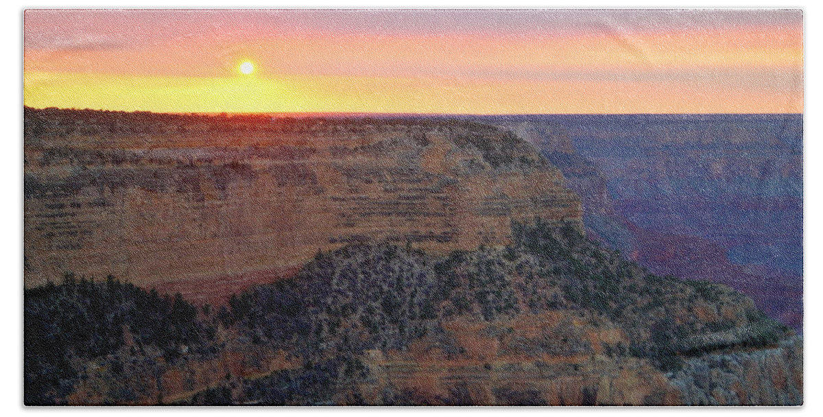 Autumn Bath Towel featuring the photograph Sunset on the Rim by Beth Collins