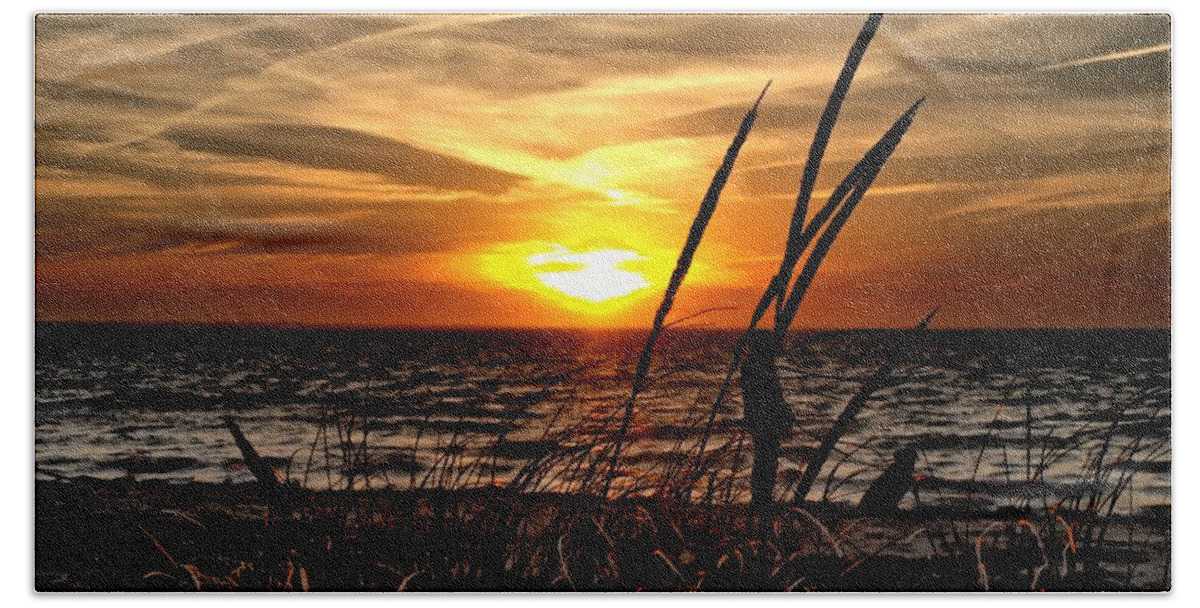 Sunset Bath Towel featuring the photograph Sunset Walk by Bruce Gannon