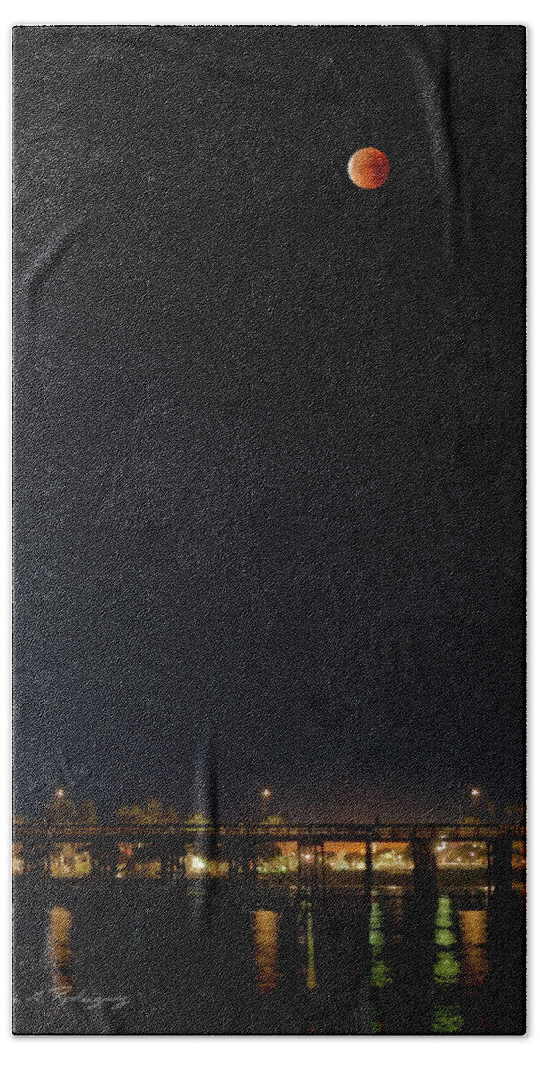 Super Moon Hand Towel featuring the photograph Super Blood Moon Over Ventura, California Pier by John A Rodriguez