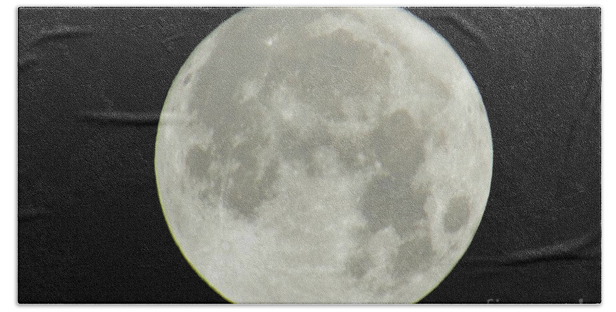  Bath Towel featuring the photograph Super Moon 2016 by Kelly Awad
