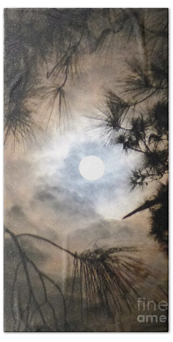 Moon Hand Towel featuring the photograph Supermoon November 14 2016 by Jean Wright