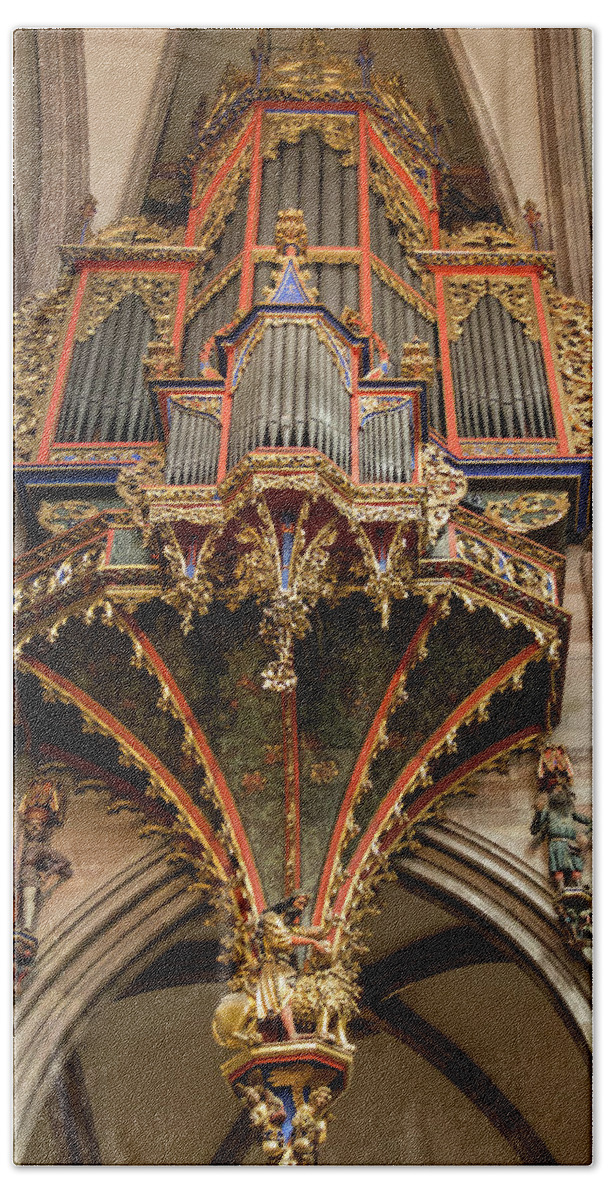 Alsace Bath Towel featuring the photograph Swallows Nest Grand Organ by Teresa Mucha