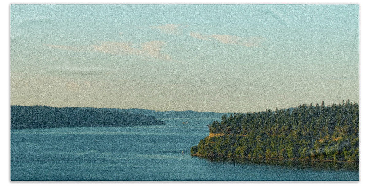  Hand Towel featuring the photograph Tacoma Narrows and Commencement Bay II by E Faithe Lester
