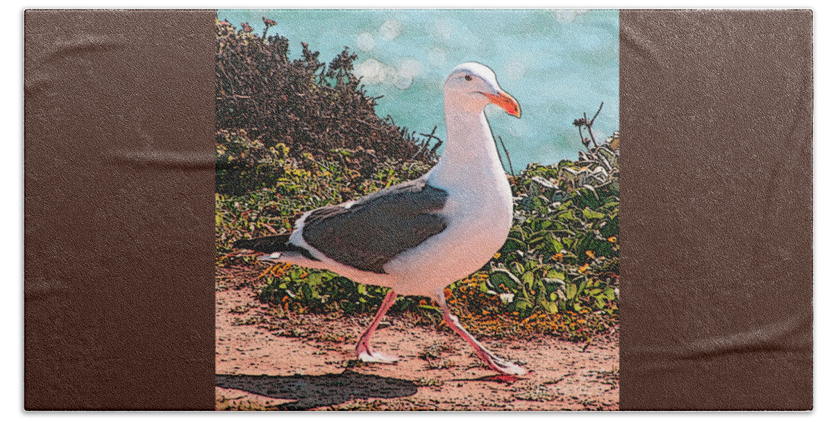 Bird Hand Towel featuring the photograph Taking a Stroll by Joyce Creswell