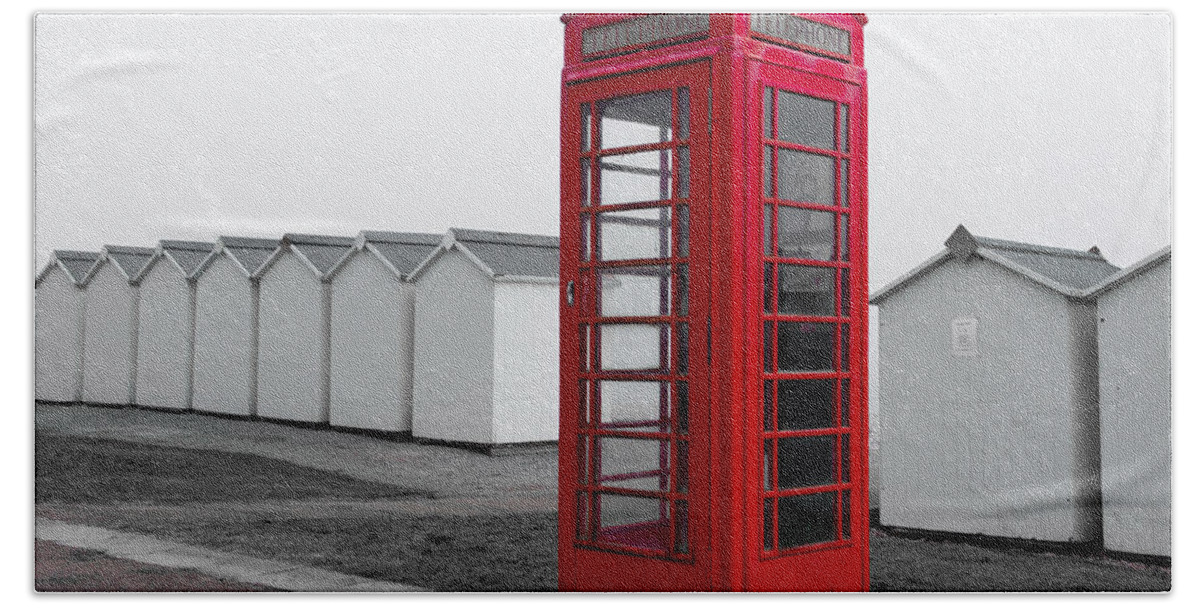 Budleigh Salterton Bath Towel featuring the photograph Telephone Box By the Sea i by Helen Jackson