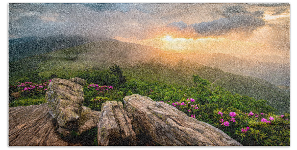 Tennessee Bath Towel featuring the photograph Tennessee Appalachian Mountains Sunset Scenic Landscape Photography by Dave Allen