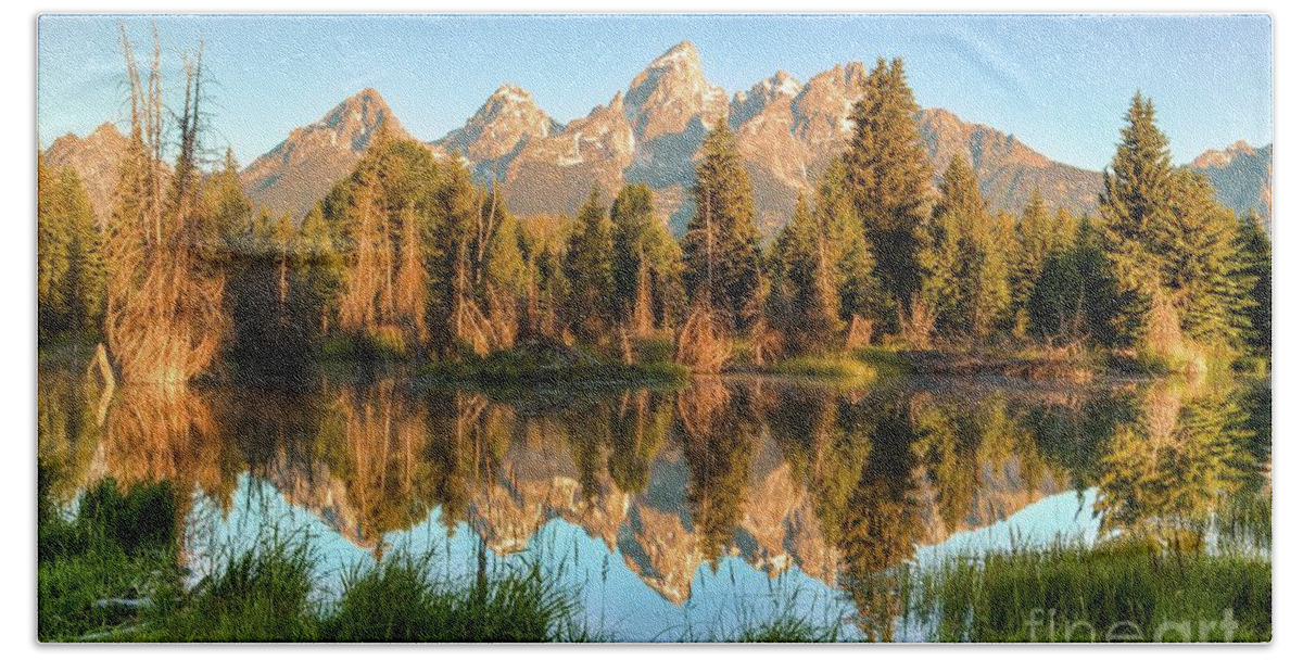 Hand Towel featuring the photograph Tetons Reflection by Roxie Crouch