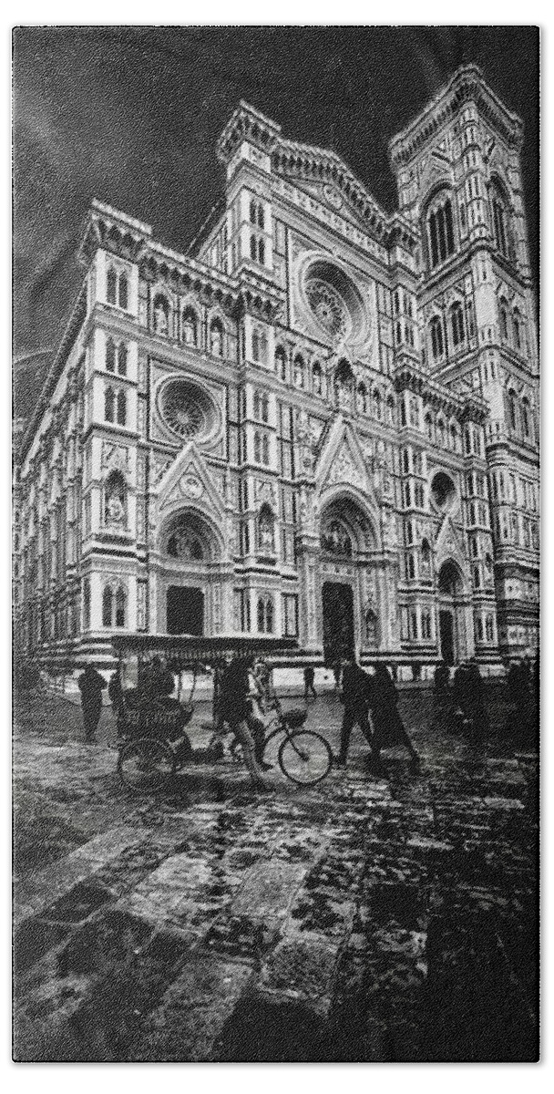 Cathedral Hand Towel featuring the photograph The cathedral of Florence by Livio Ferrari