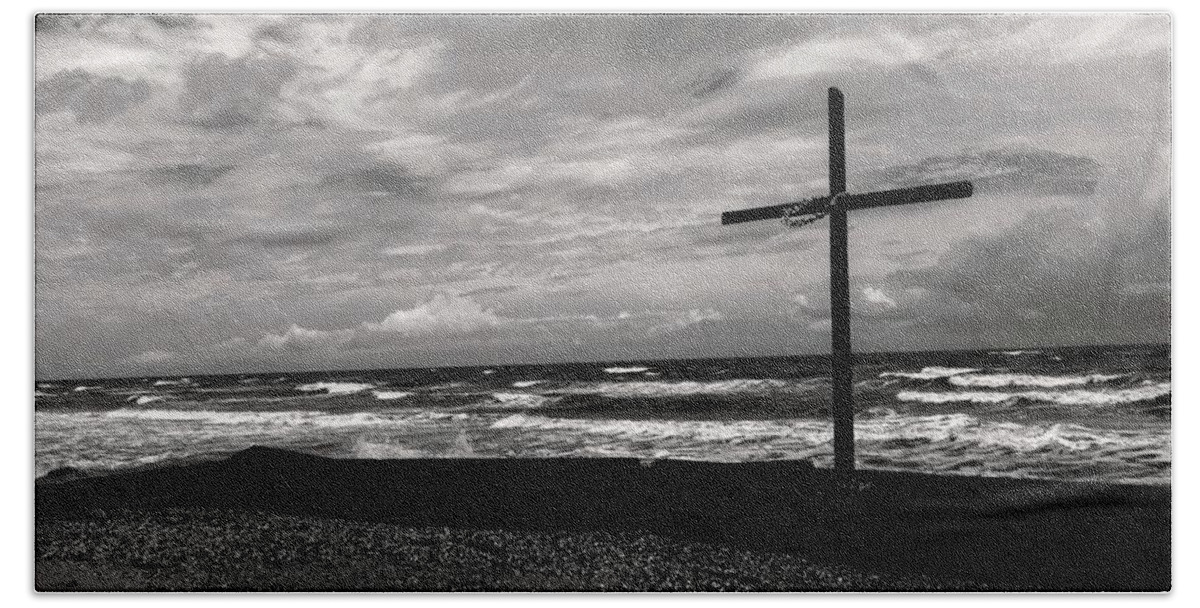 Clouds Bath Towel featuring the photograph The Cross Black and White by Jerry Connally