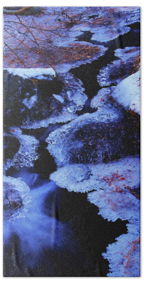 Lake Tahoe Bath Towel featuring the photograph The Flow of Winter by Sean Sarsfield
