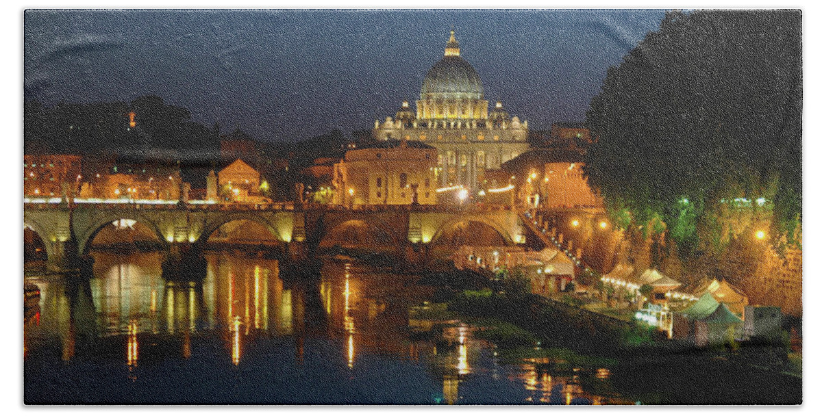 The Heart Of Christmas Is Love Bath Towel featuring the photograph ETERNAL SOUND of ROME by Silva Wischeropp