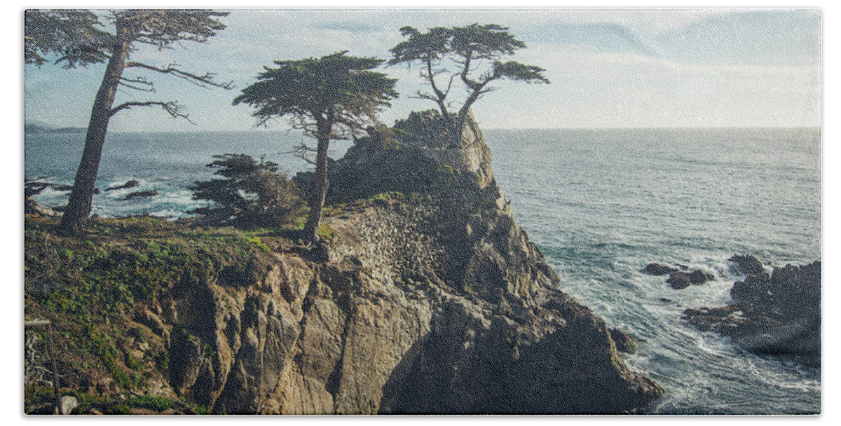 Landscape Bath Towel featuring the photograph The Lone Cypress No.2 by Margaret Pitcher