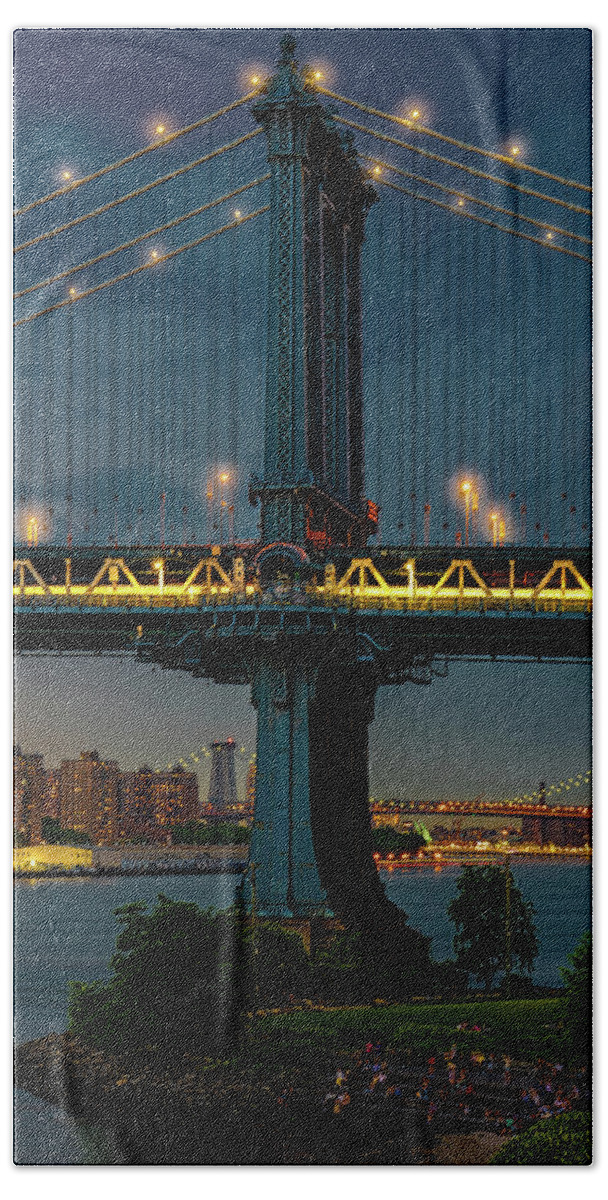 New York City Bath Towel featuring the photograph The Manhattan Bridge During Blue Hour by Chris Lord