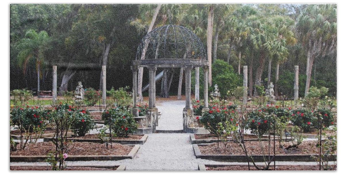 John And Mabel Ringling Estate Hand Towel featuring the photograph The Ringling Rose Garden by Michiale Schneider