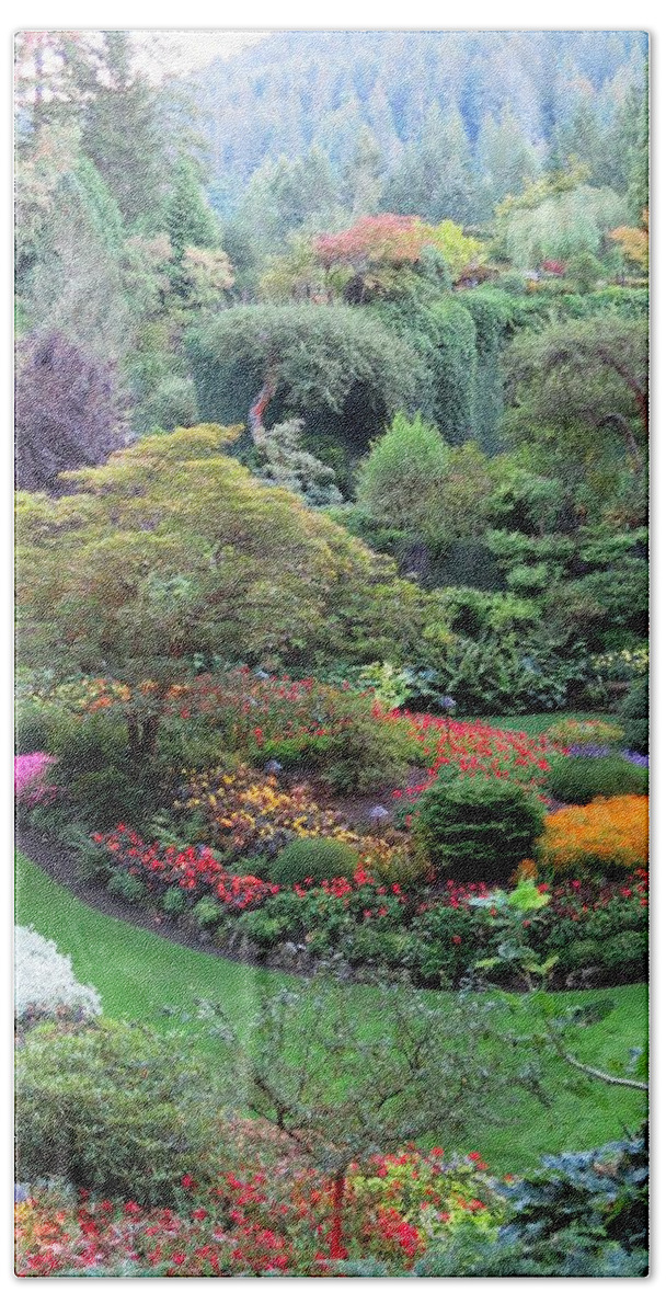 Flowers Bath Towel featuring the photograph The Sunken Garden by Betty Buller Whitehead