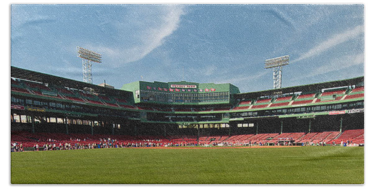 Red Sox Bath Towel featuring the photograph The View From Center by Paul Mangold