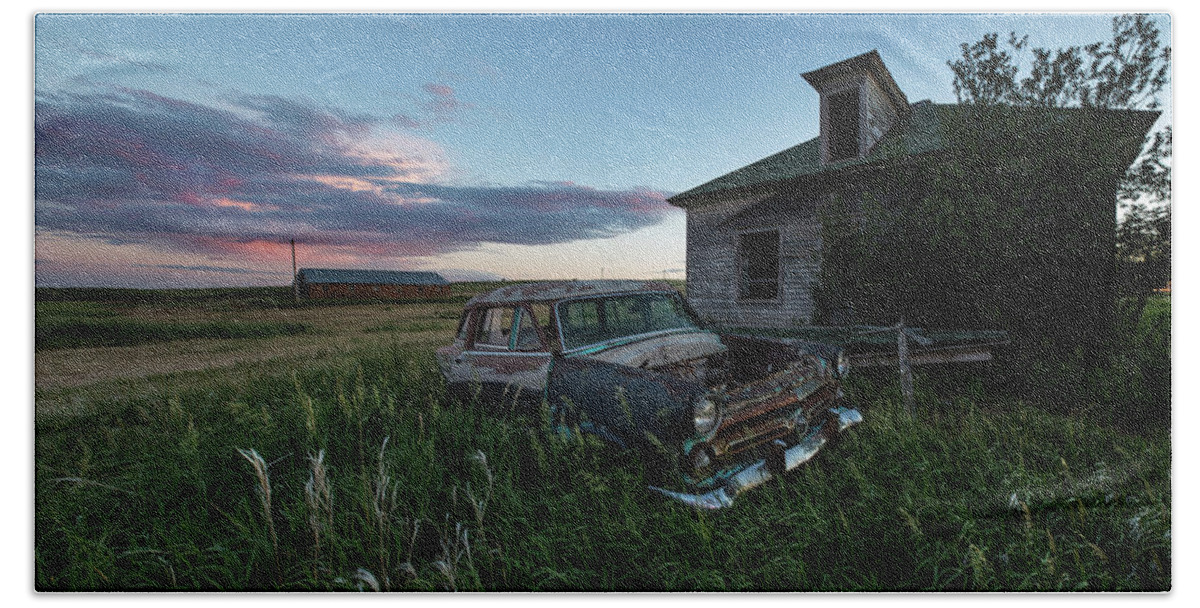 Sky Bath Towel featuring the photograph They're here by Aaron J Groen