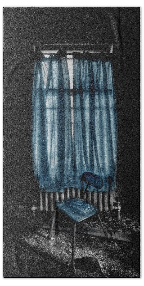 Chair Bath Towel featuring the photograph Tormented In Grace by Evelina Kremsdorf