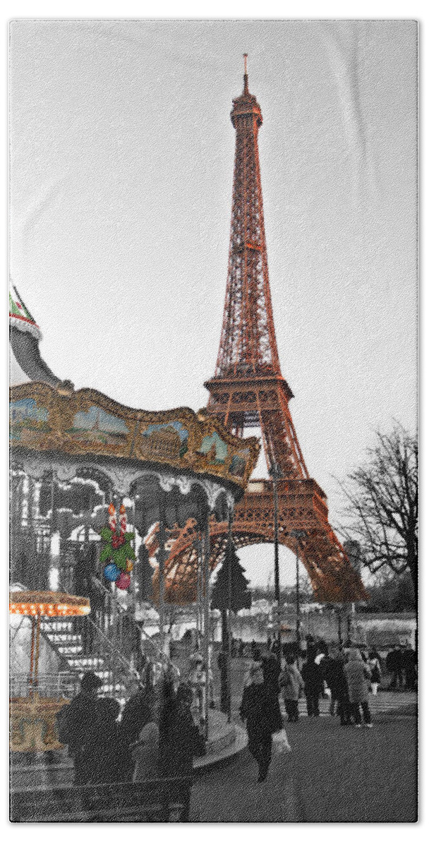 Tour Bath Towel featuring the photograph Tour Eiffel and carrousel color and black and white by pedro cardona by Pedro Cardona Llambias