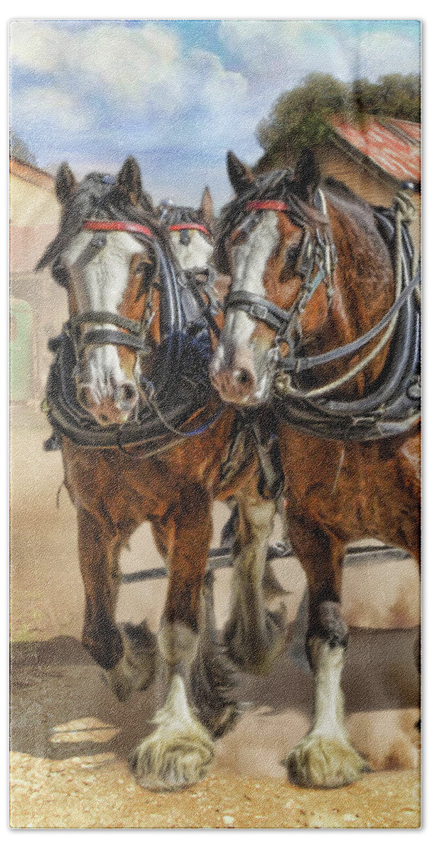 Clydesdale Hand Towel featuring the digital art Town Day by Trudi Simmonds