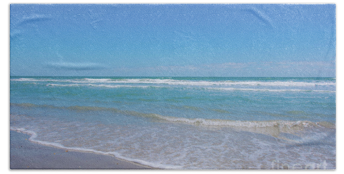 Ocean Bath Towel featuring the photograph Tranquil Beach by Pamela Williams