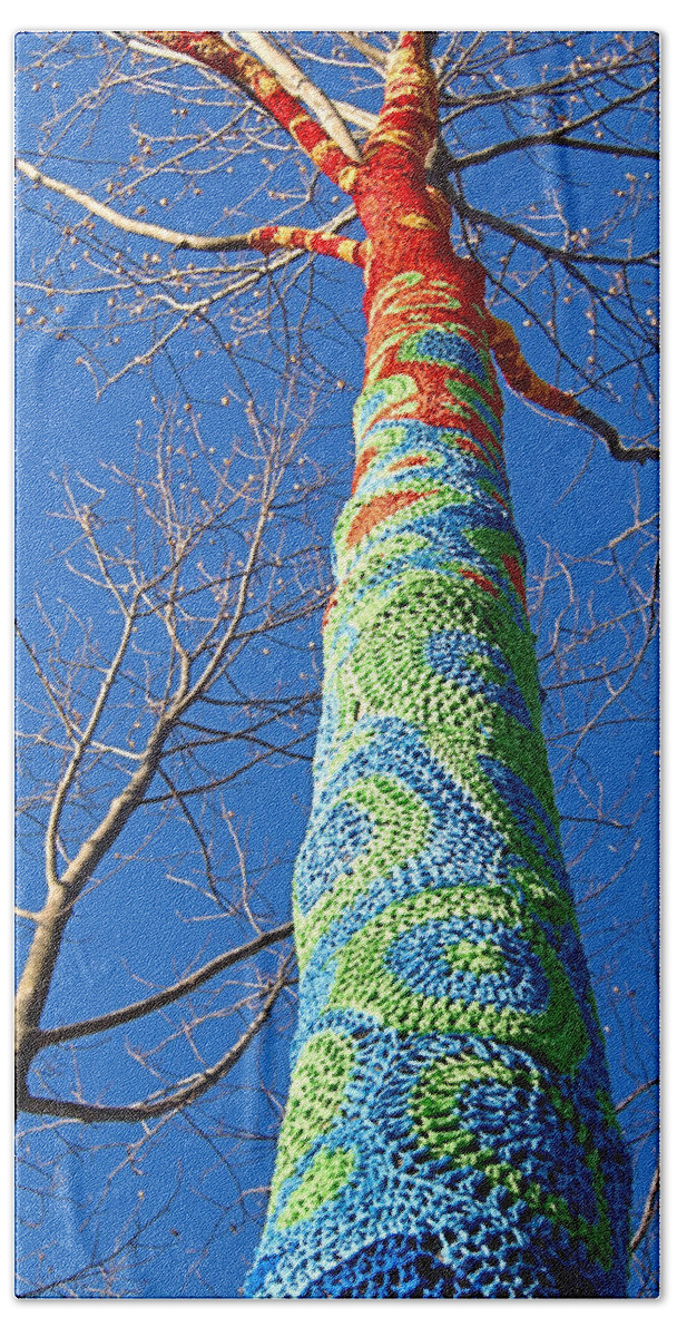 Crochet Bath Towel featuring the photograph Tree Crochet I I by Newwwman