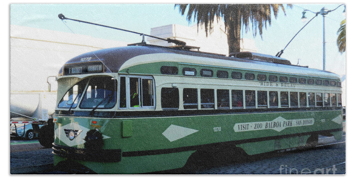 Cable Car Bath Towel featuring the photograph Trolley Number 1078 by Steven Spak