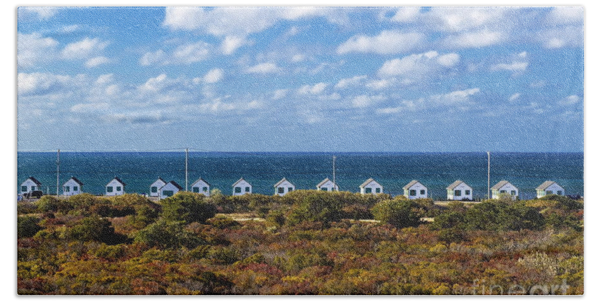 Cape Cod Bath Towel featuring the photograph Truro Cottages by John Greim